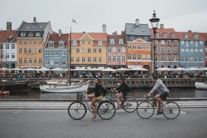 “Elternsein wird in Dänemark mehr wertgeschätzt”